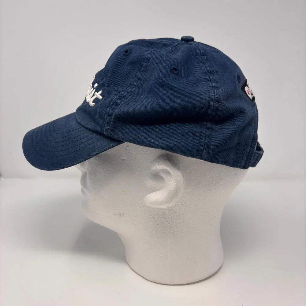 Rare Disney Mickey Mouse Titleist Golf Hat Navy Blue Adjustable‎ Strapback Cap